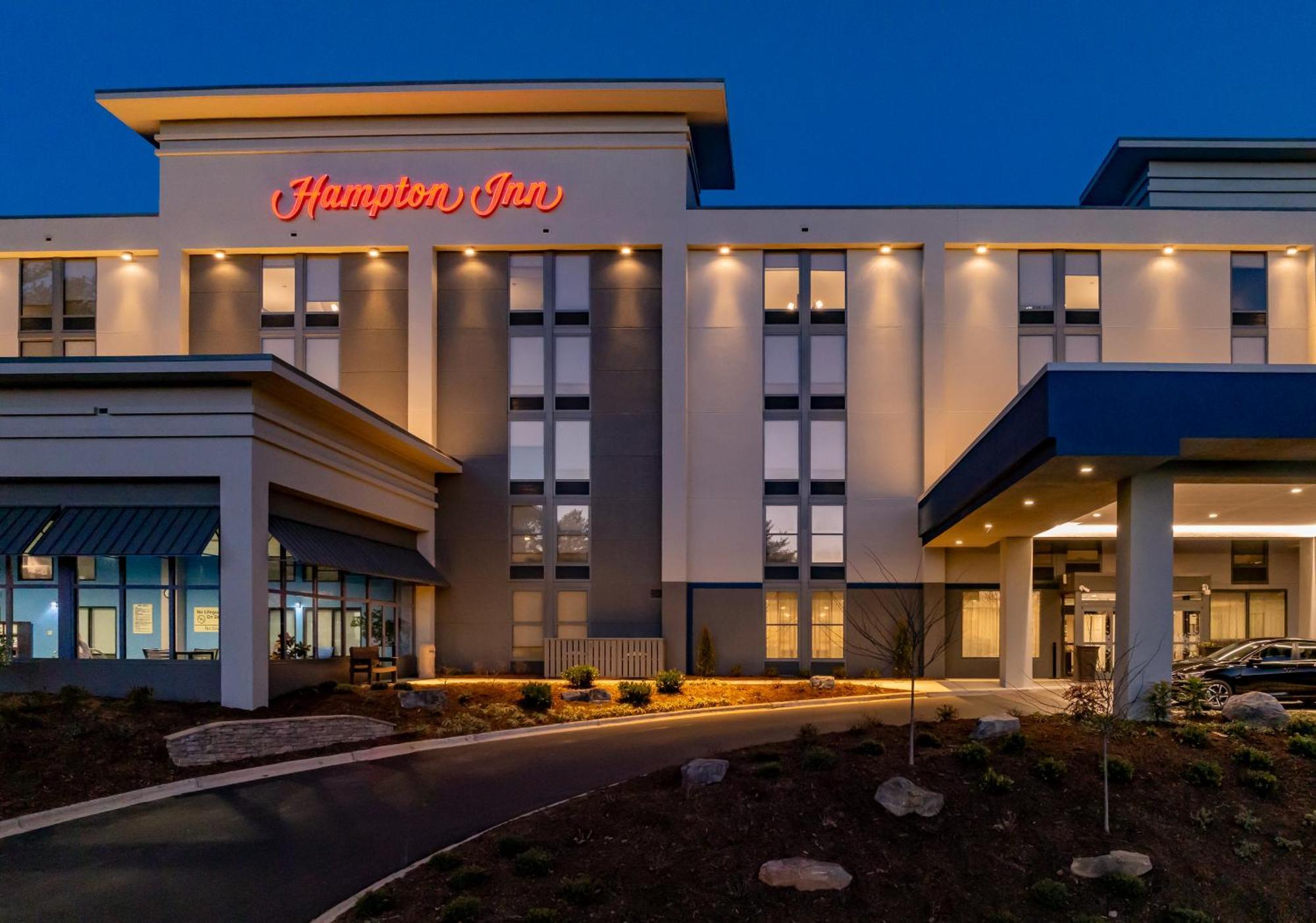 Hampton Inn Asheville-Tunnel Road Exterior photo